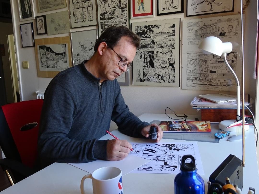 Abracadabulles est un festival de bande dessinée qui se tient aux Sables d'Olonne. Il regroupe de nombreux auteurs de BD, maisons d'édition et dessinateurs, avec animations et interviews, chaque année.